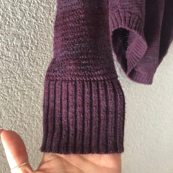 American Eagle Sweater - Picture 2 of 3